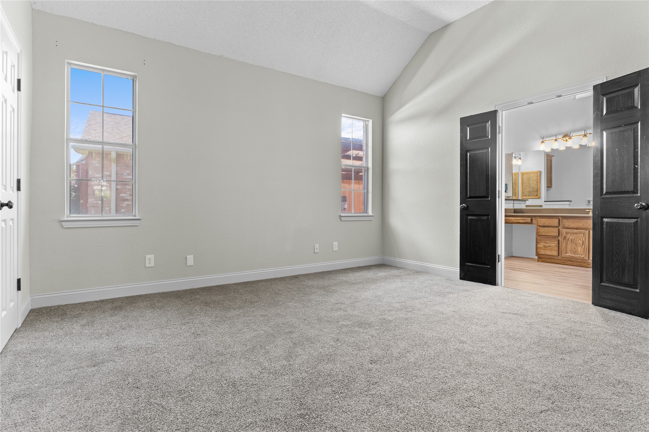 1001 Homestead Trail