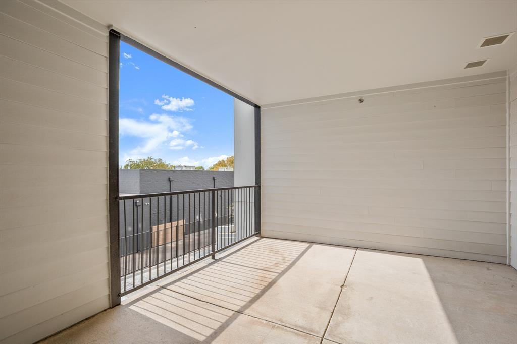 6324 N Lamar BLVD # 419