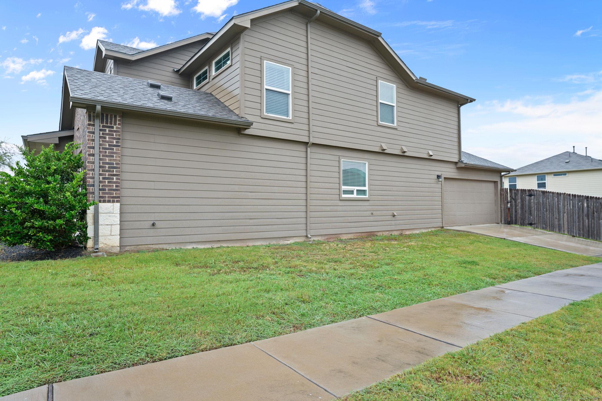 14001 Heywood DR