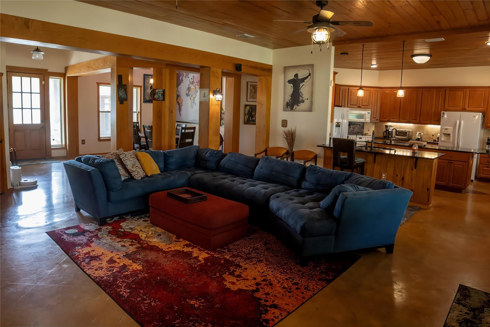 100 Mockingbird Hill LN