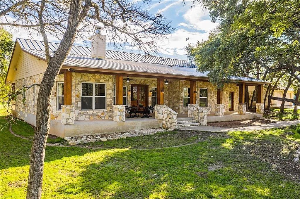 100 Mockingbird Hill LN