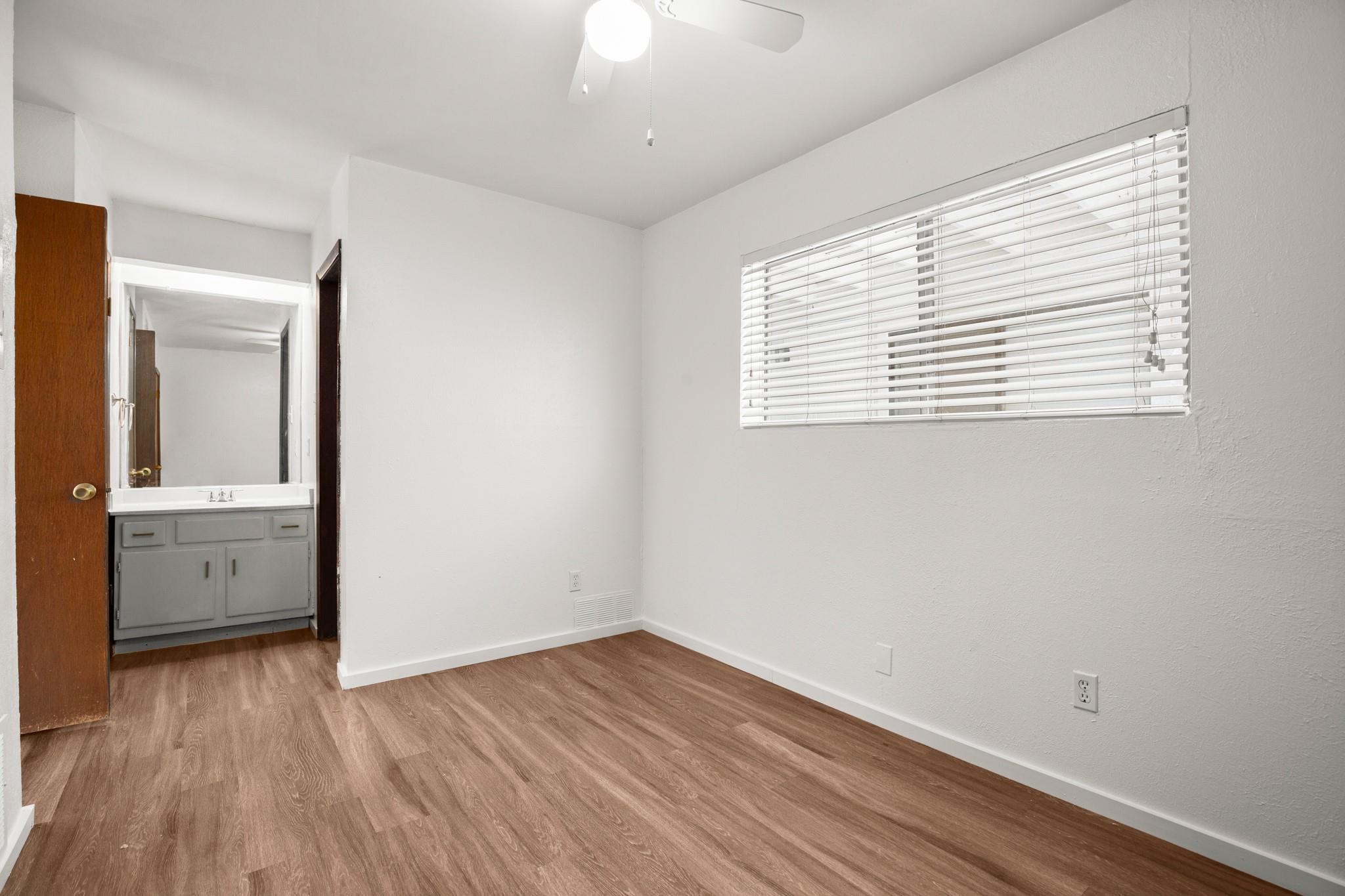 4205 Speedway Ave # 108