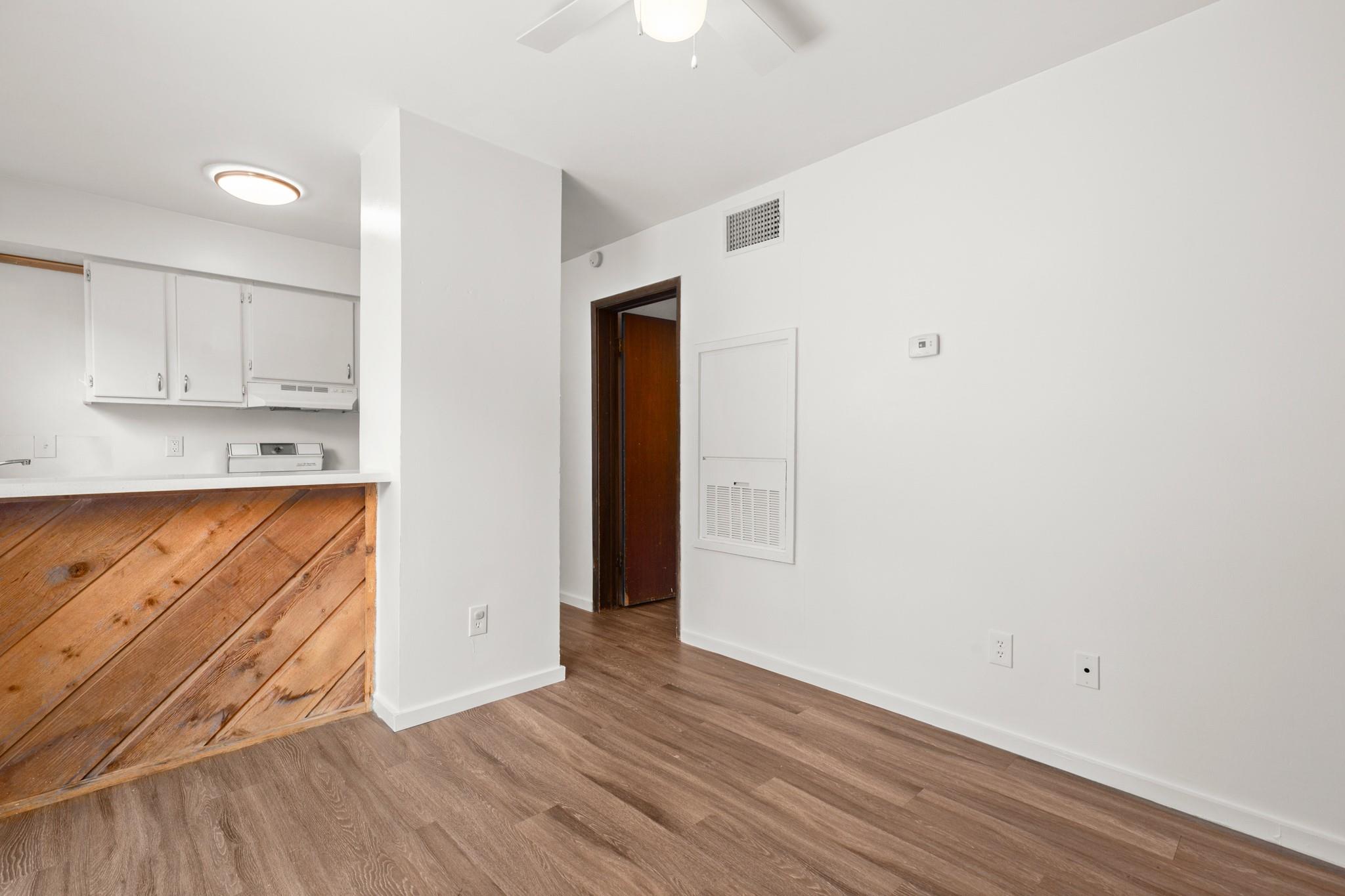 4205 Speedway Ave # 108