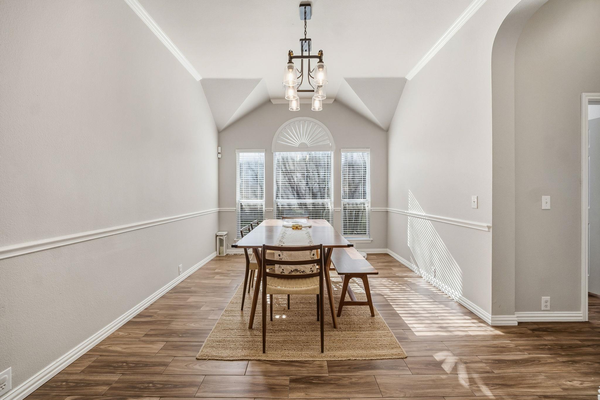2112 Bandera PATH