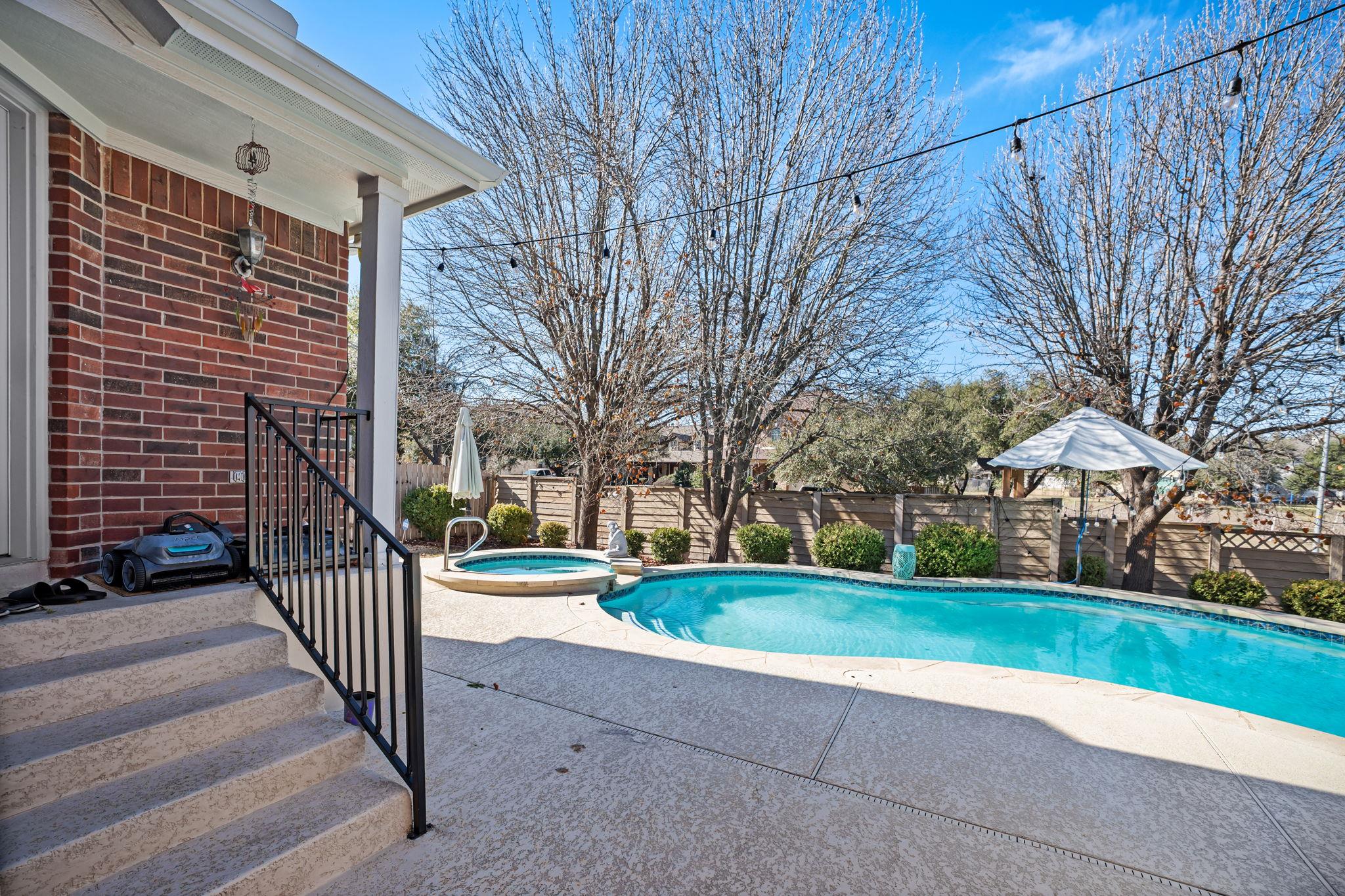 2112 Bandera PATH