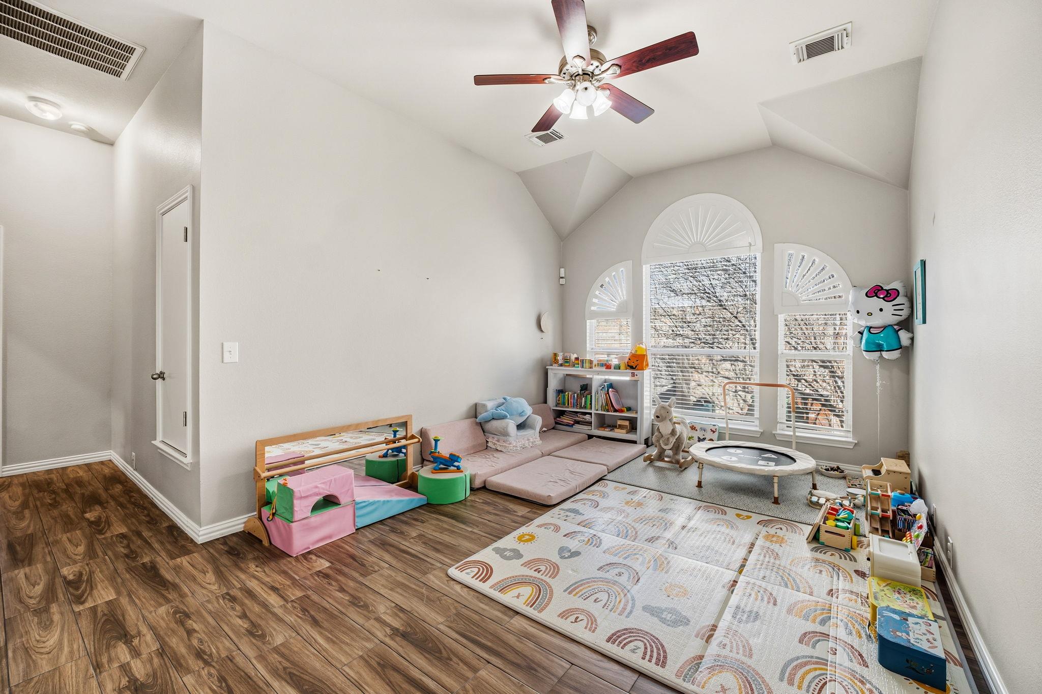 2112 Bandera PATH