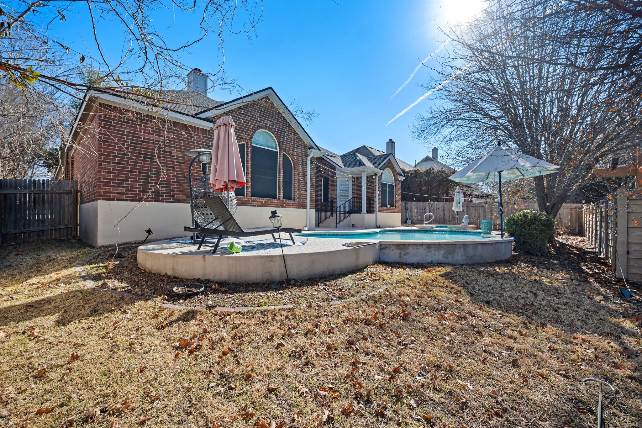 2112 Bandera PATH