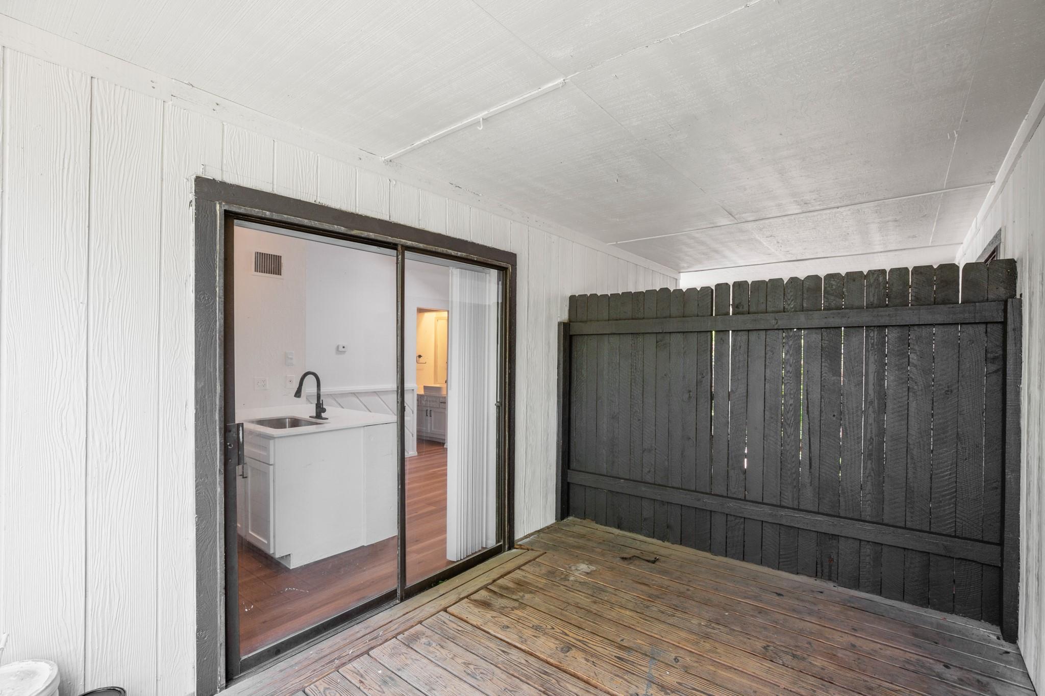 4205 Speedway Ave # 301