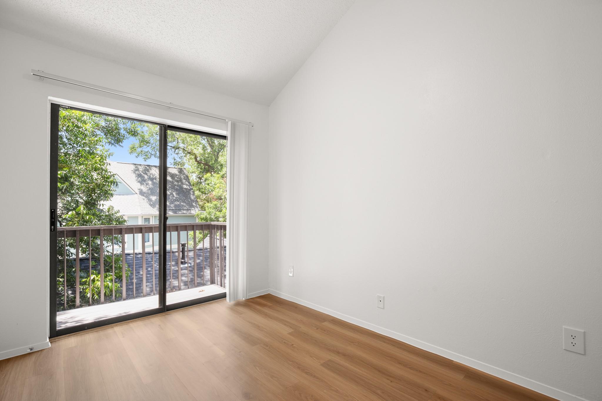 4205 Speedway Ave # 301