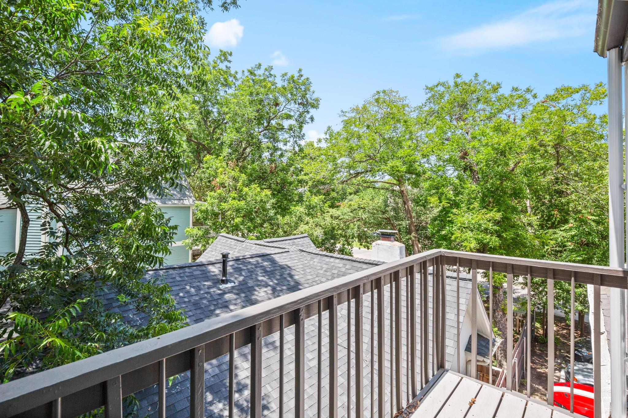 4205 Speedway Ave # 301