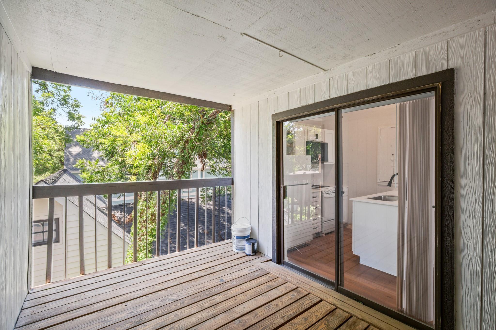 4205 Speedway Ave # 301