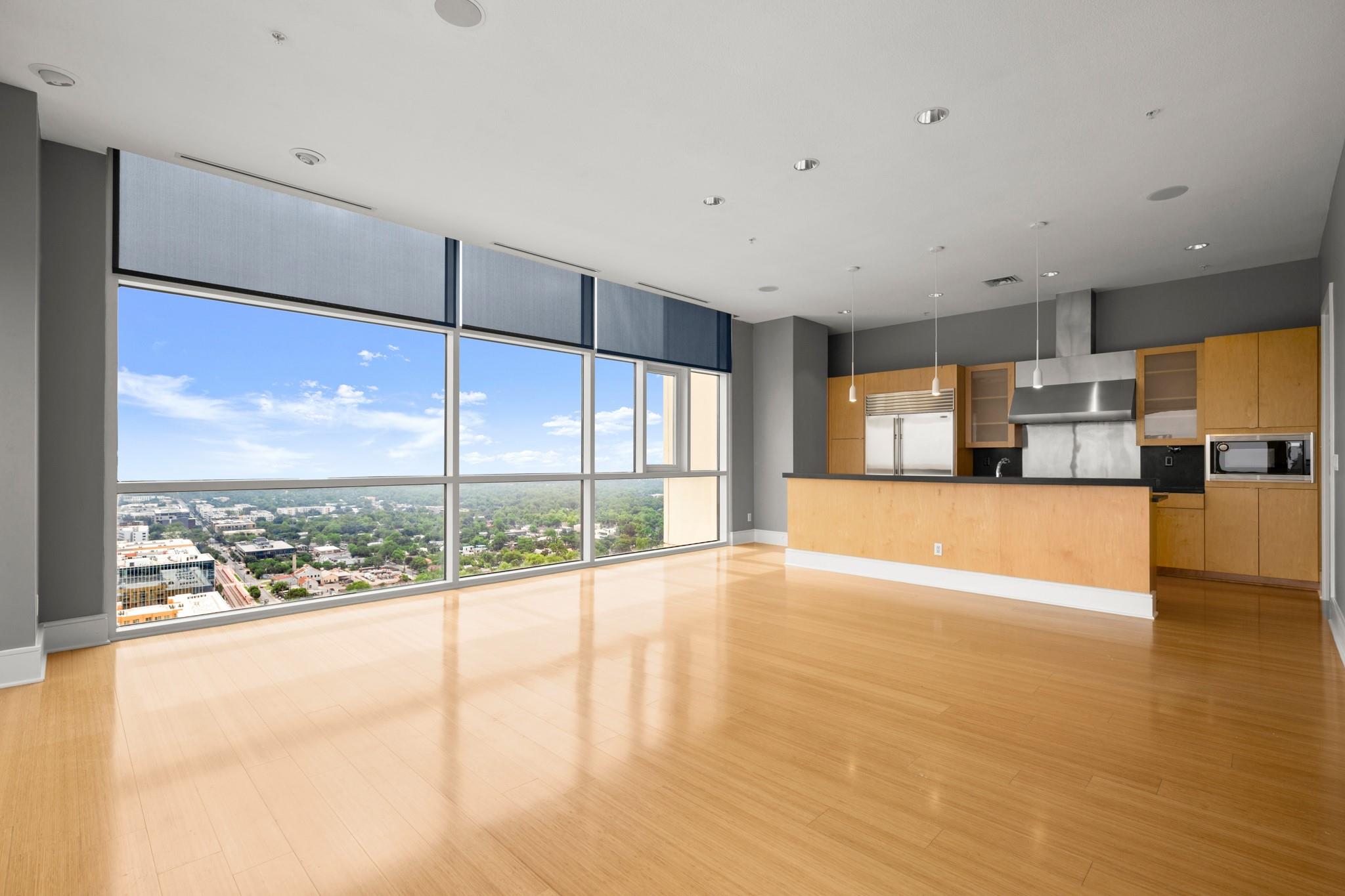 555 E 5th ST # 2901