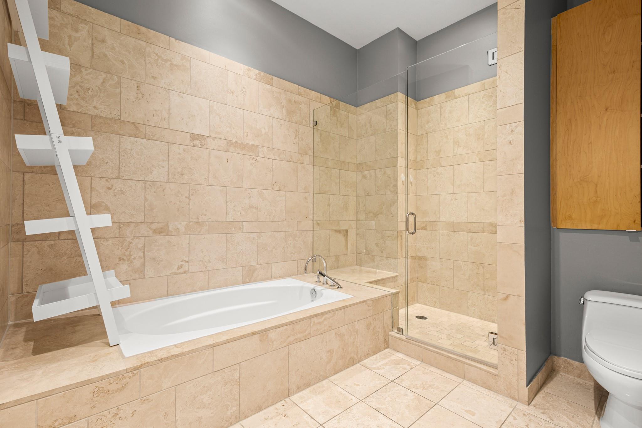 555 E 5th ST # 2901