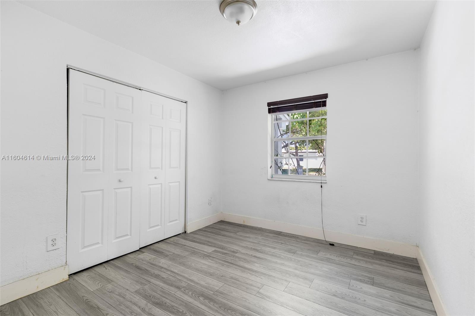 5050 SW 113th Ct