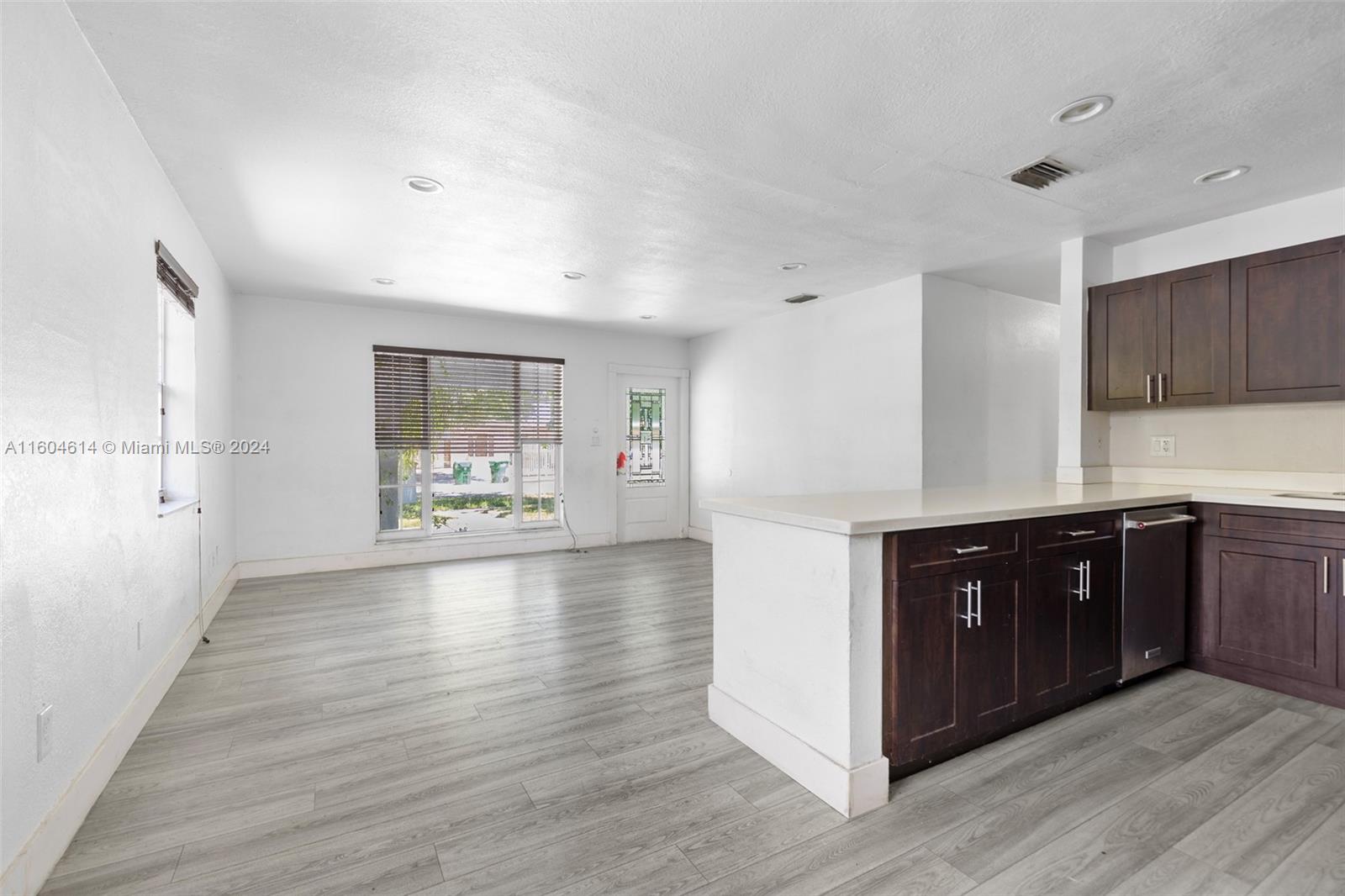 5050 SW 113th Ct