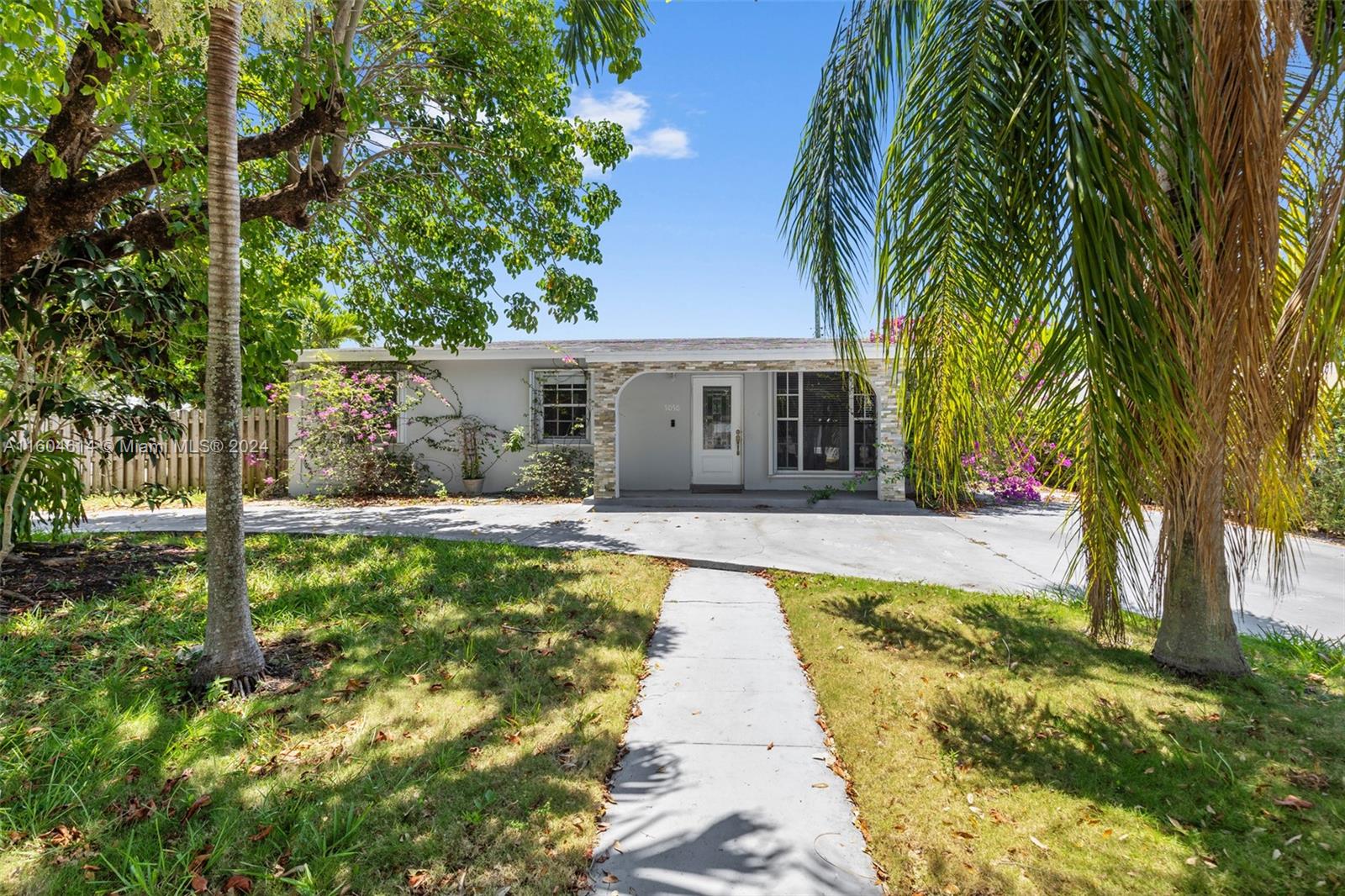 5050 SW 113th Ct