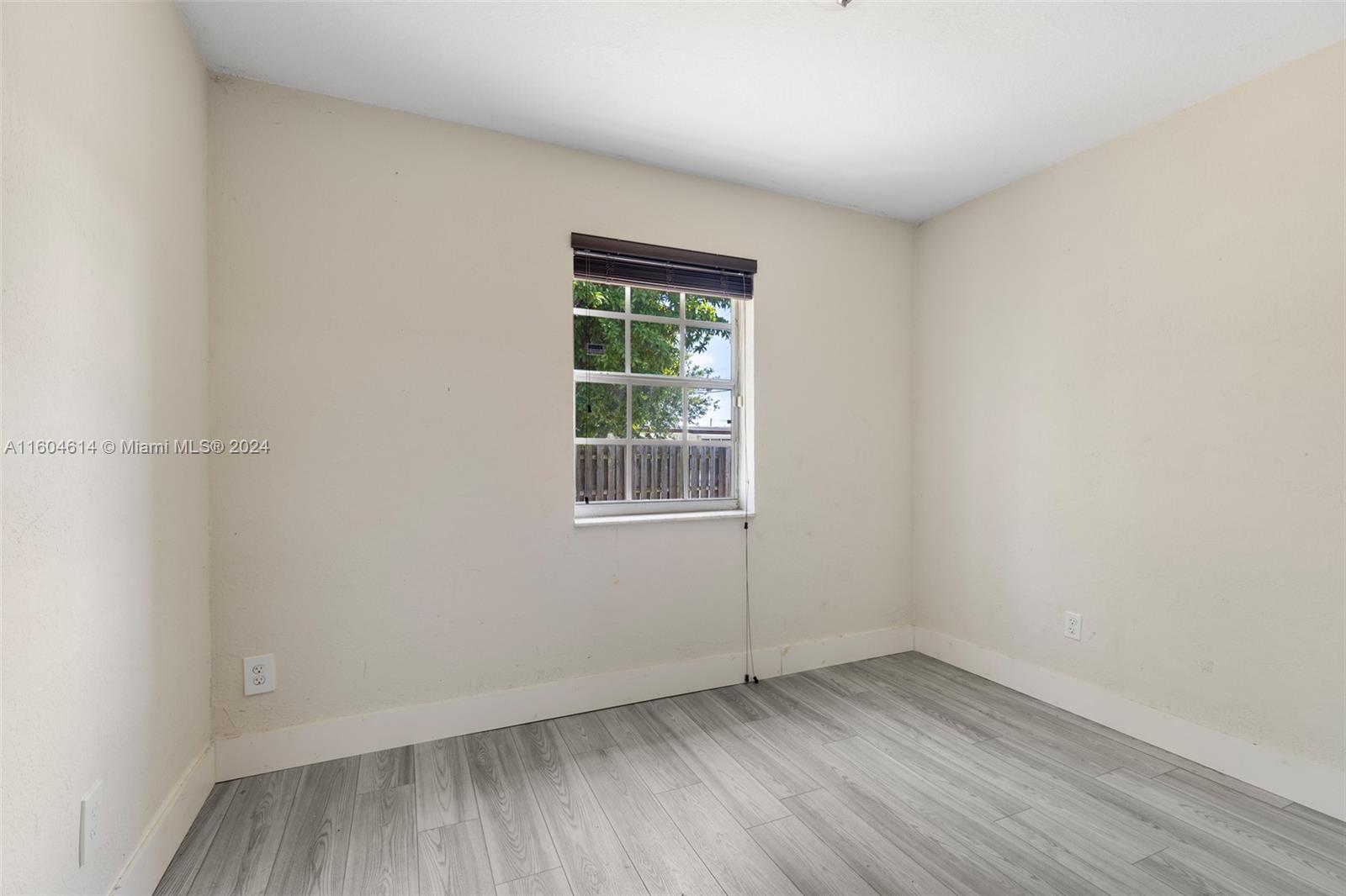 5050 SW 113th Ct