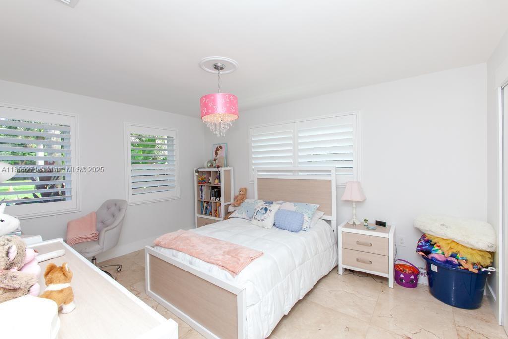 13040 SW 70th Ave # 0, Pinecrest Unit: 0