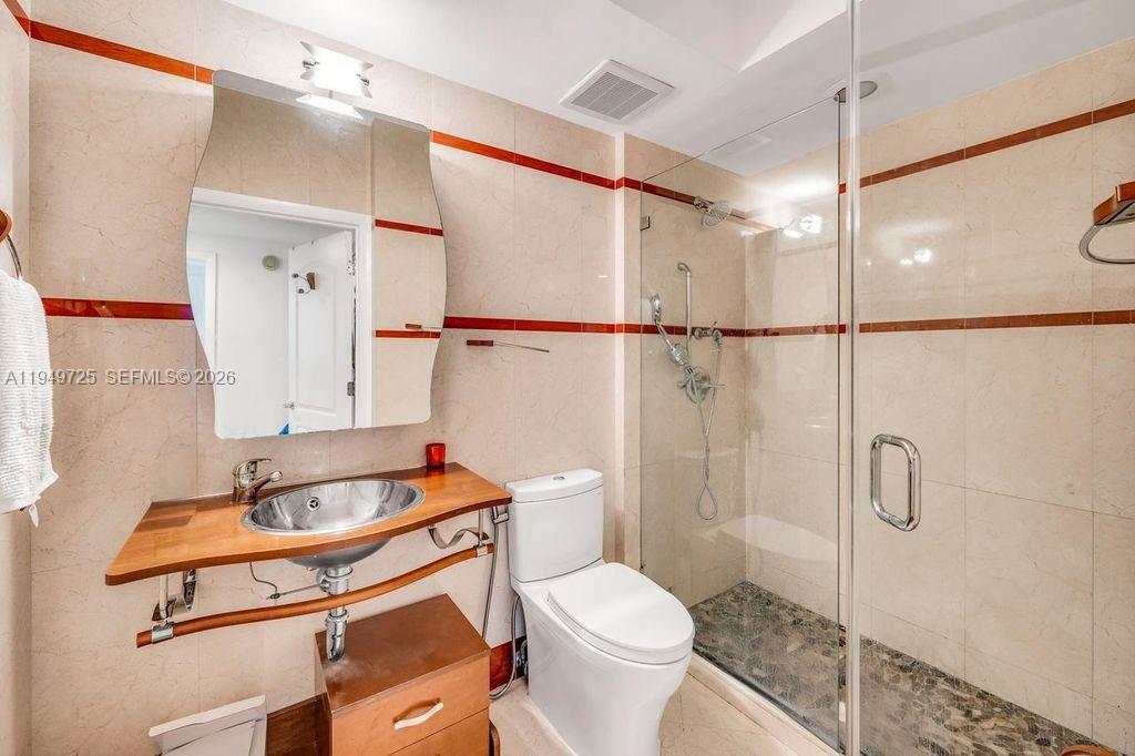110 Washington Ave # 2310