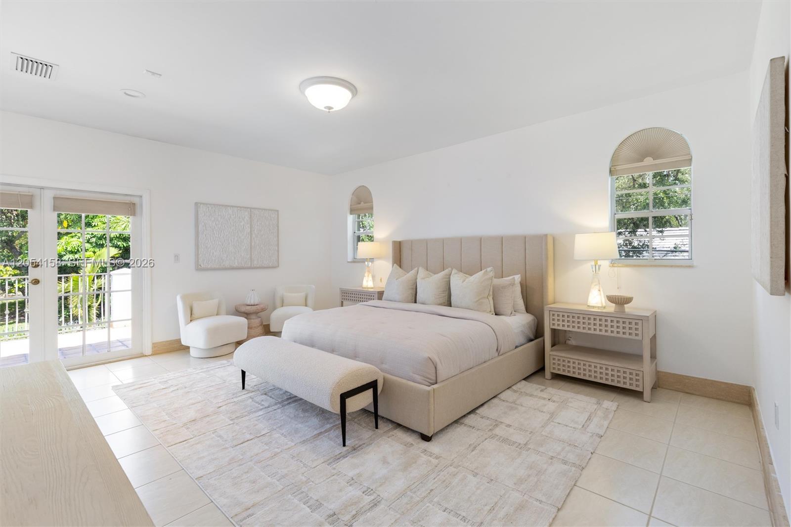 145 W Sunrise Ave