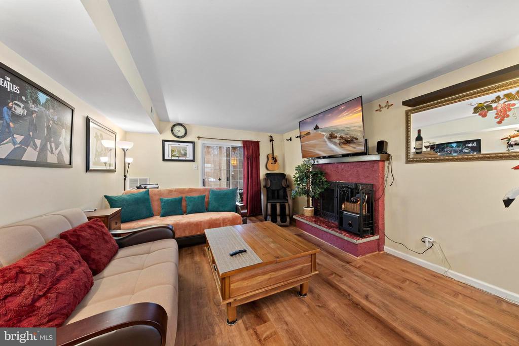 811 FISHERS CREEK ROAD