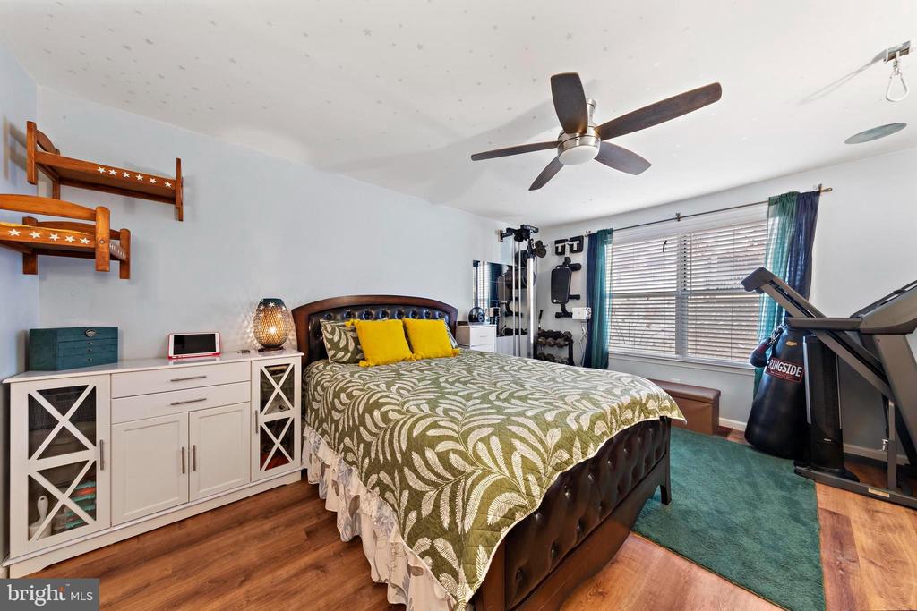 811 FISHERS CREEK ROAD