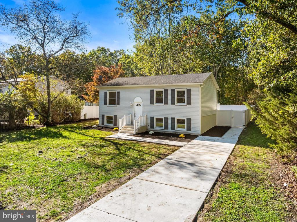 716 6TH ROAD