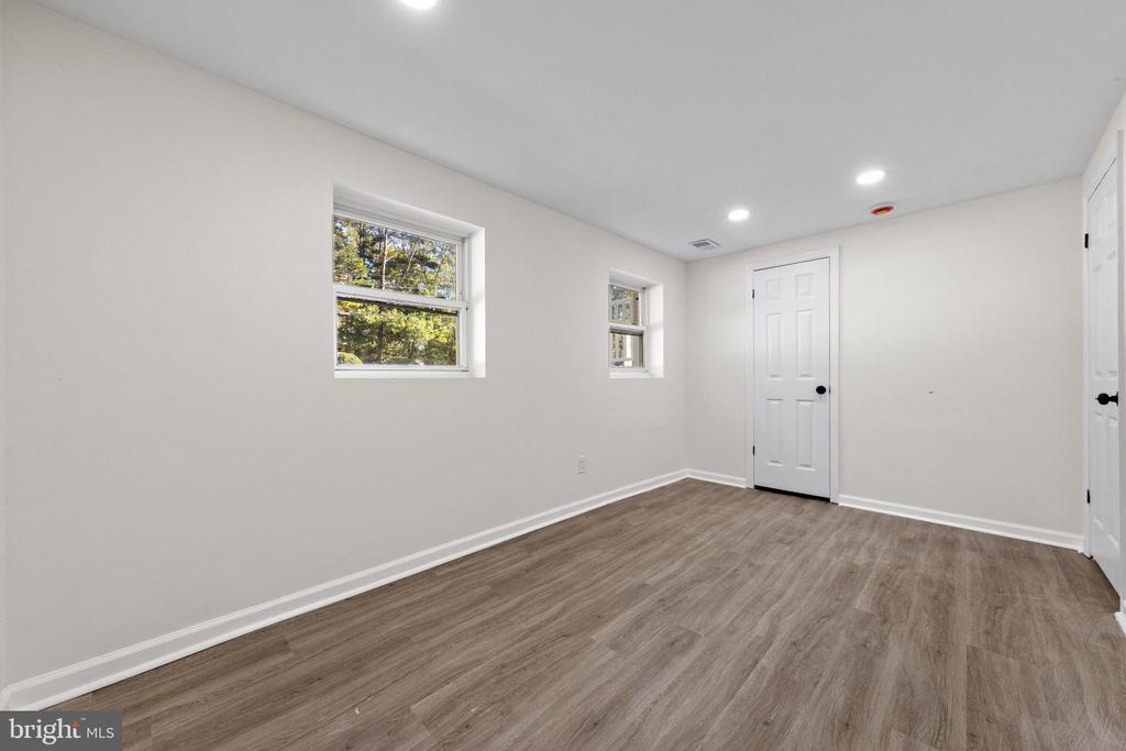 716 6TH ROAD