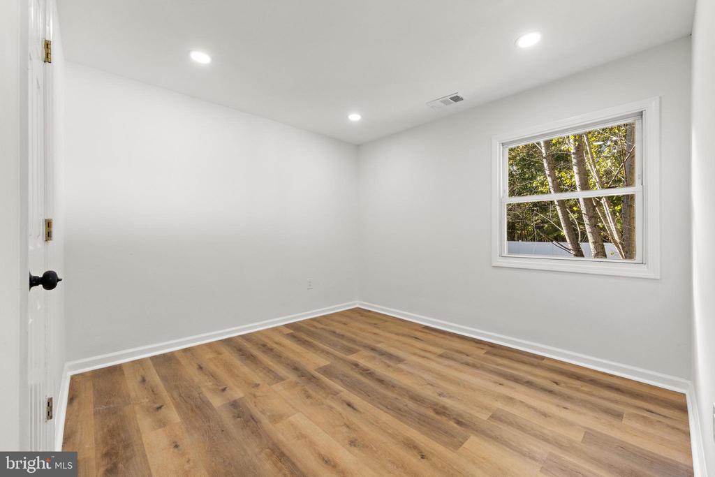 716 6TH ROAD