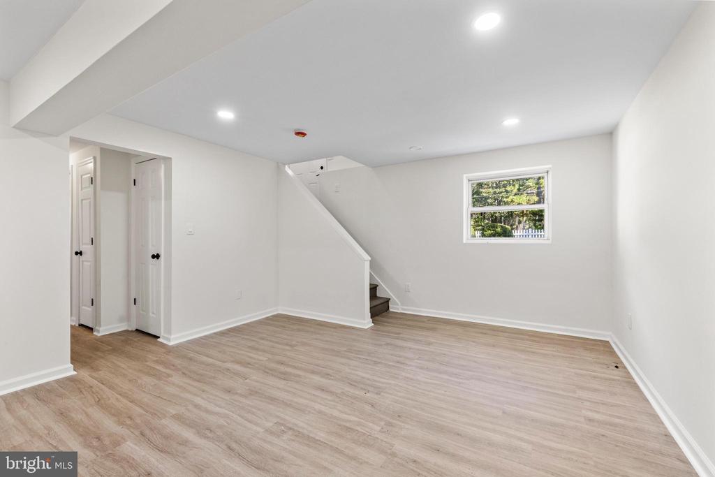 716 6TH ROAD