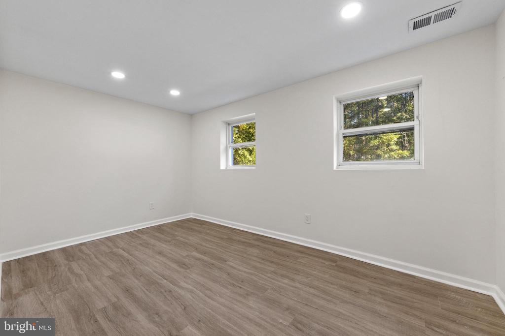 716 6TH ROAD