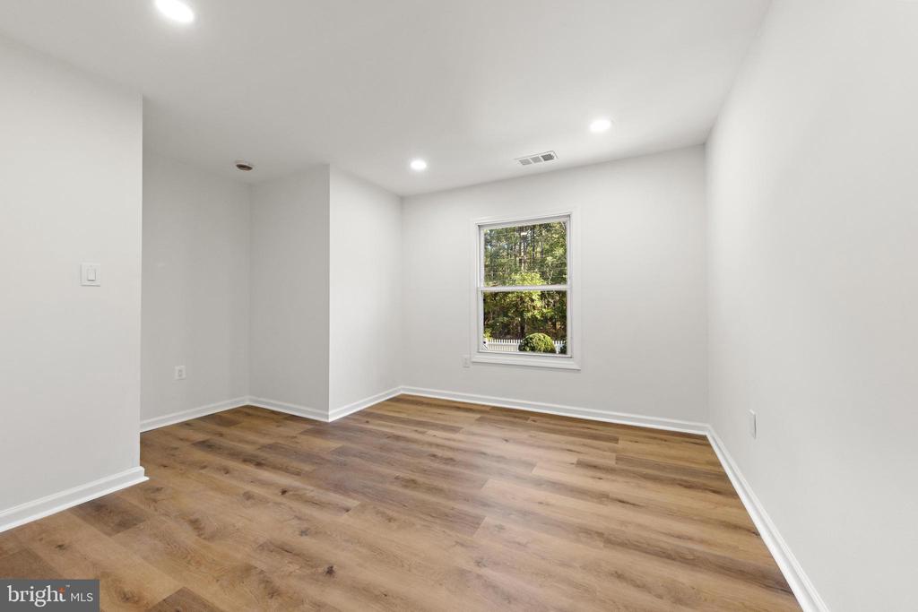 716 6TH ROAD