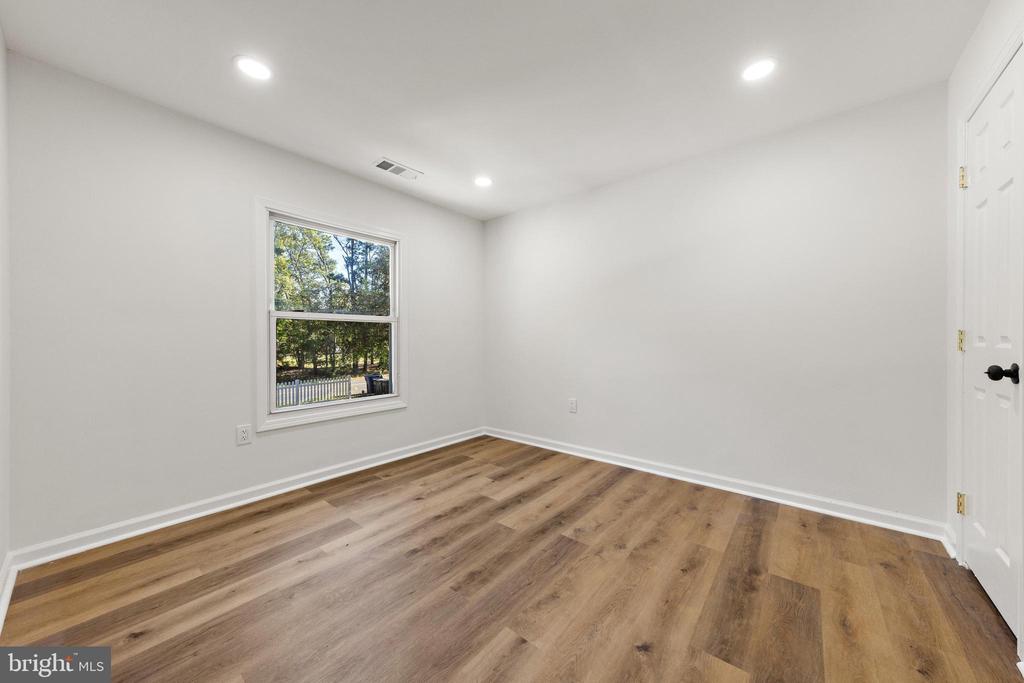 716 6TH ROAD