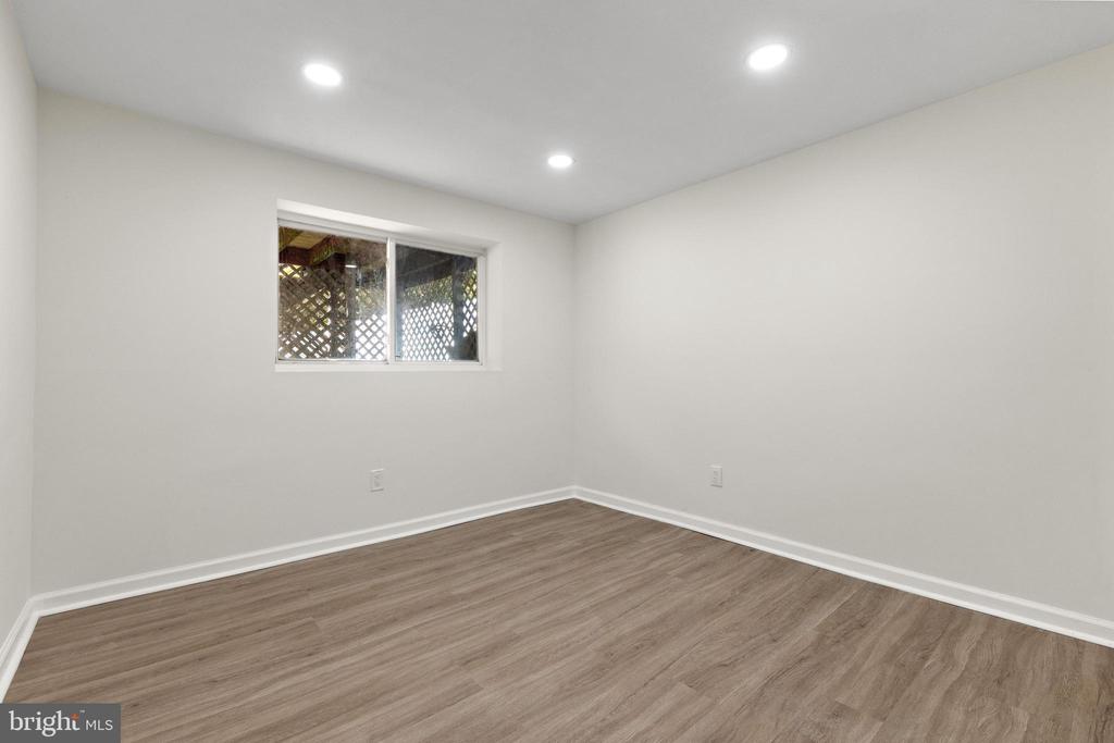 716 6TH ROAD