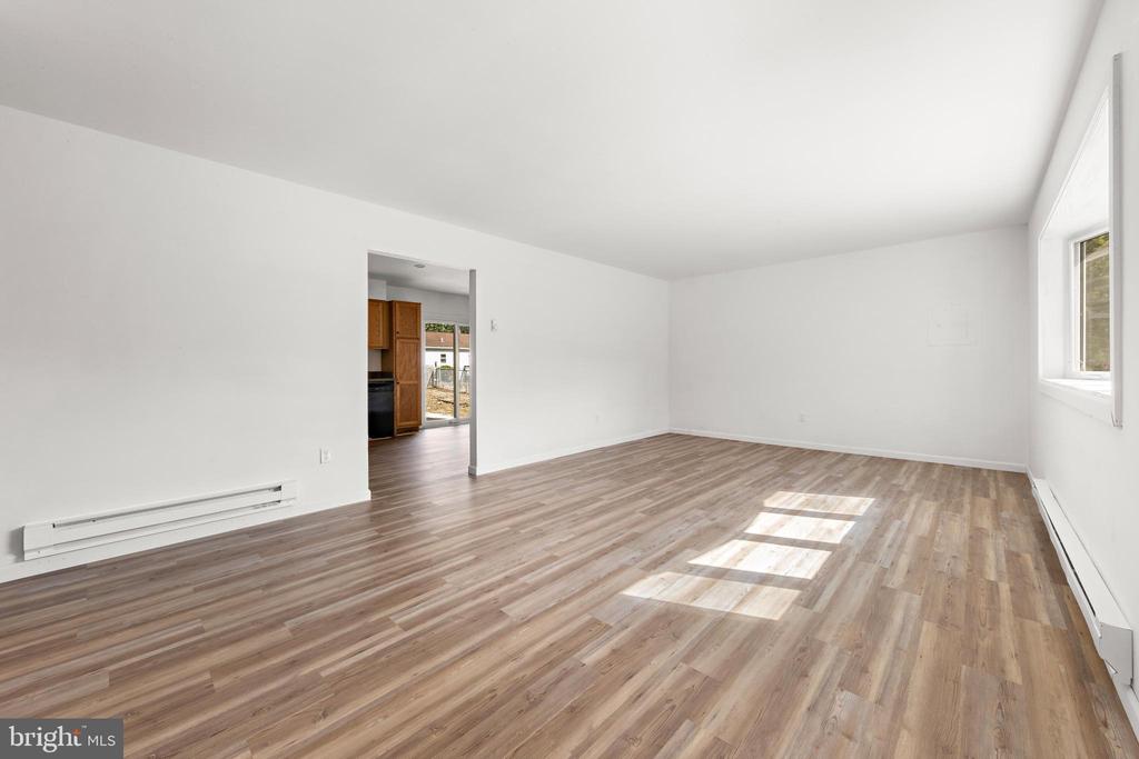 135 HANOVER BOULEVARD