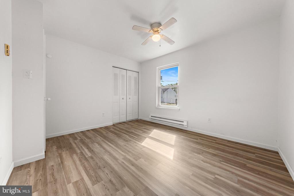 135 HANOVER BOULEVARD