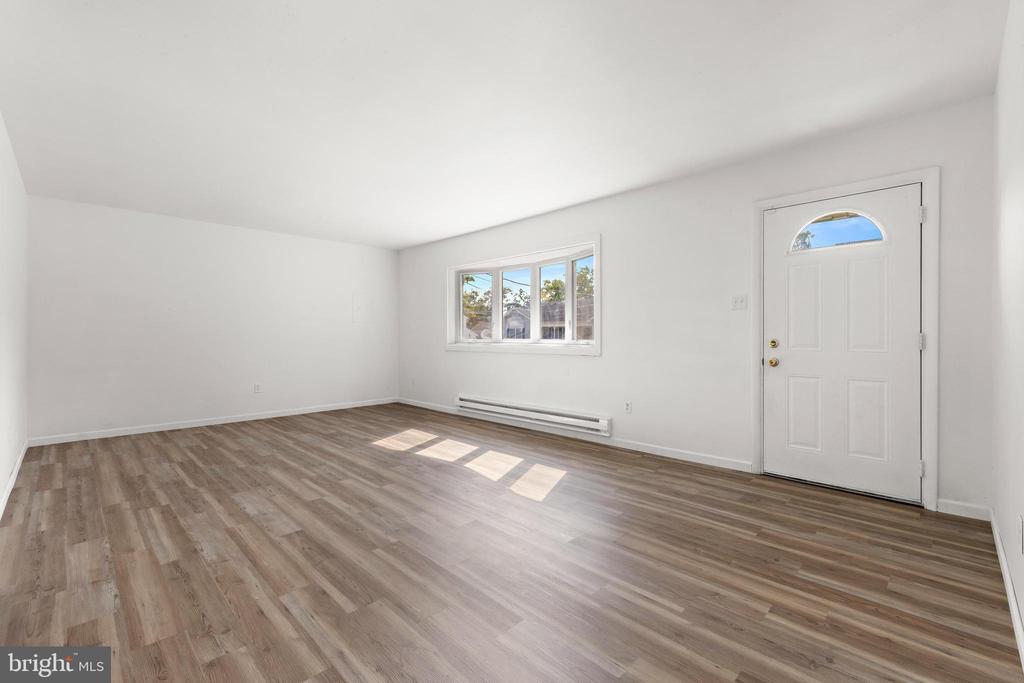 135 HANOVER BOULEVARD