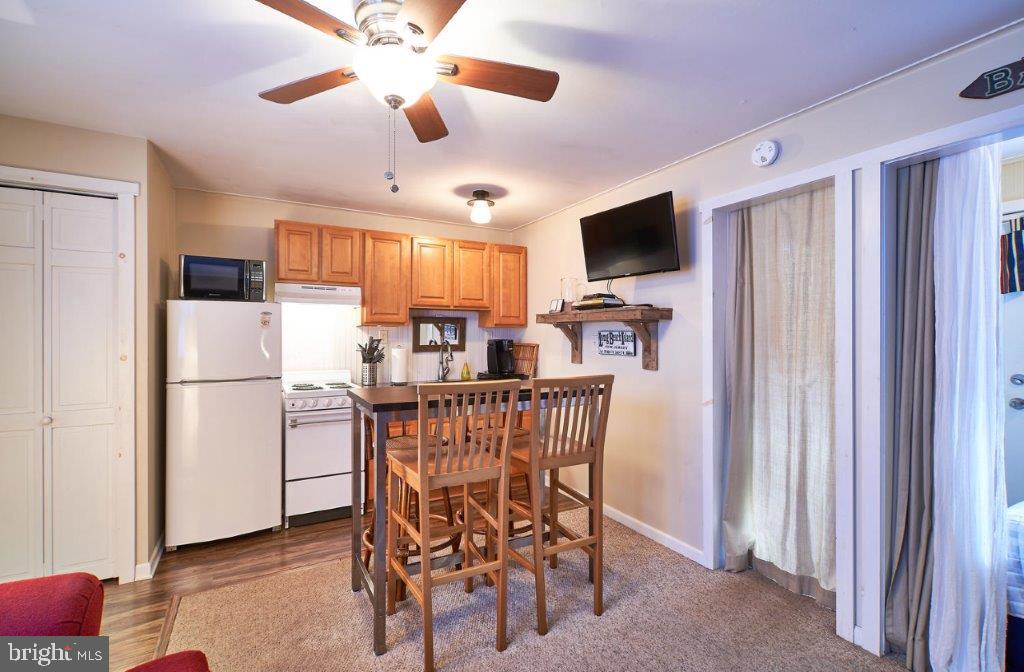 124 E 17TH STREET 2