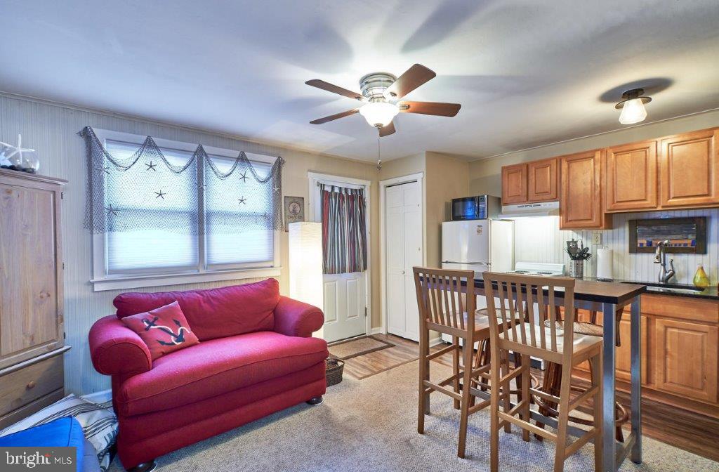 124 E 17TH STREET 2