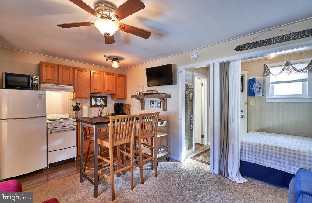 124 E 17TH STREET 2