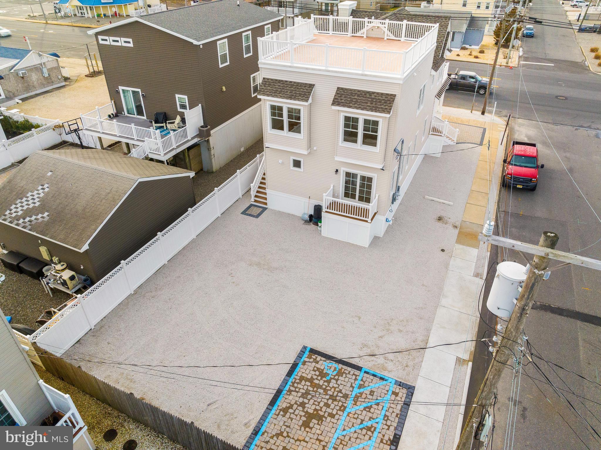 1511 LONG BEACH BOULEVARD