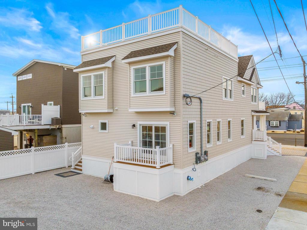 1511 LONG BEACH BOULEVARD