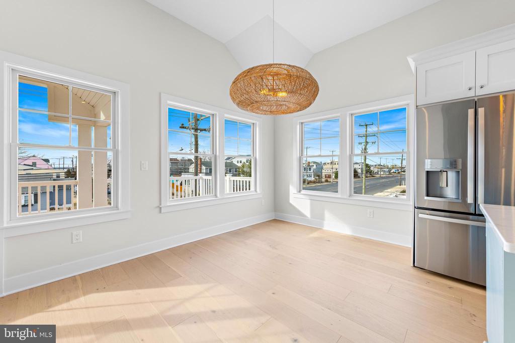 1511 LONG BEACH BOULEVARD