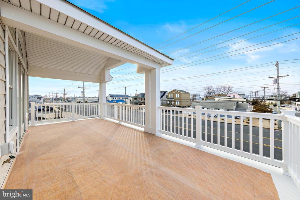 1511 LONG BEACH BOULEVARD