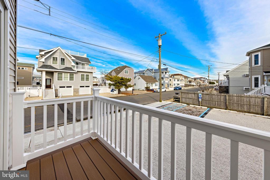 1511 LONG BEACH BOULEVARD