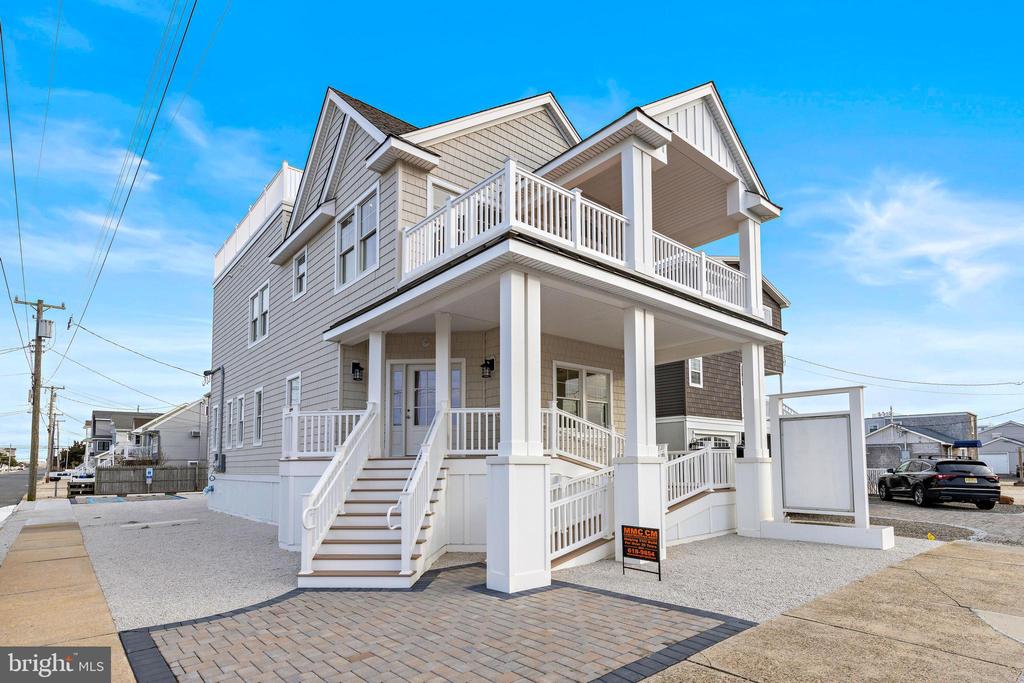 1511 LONG BEACH BOULEVARD