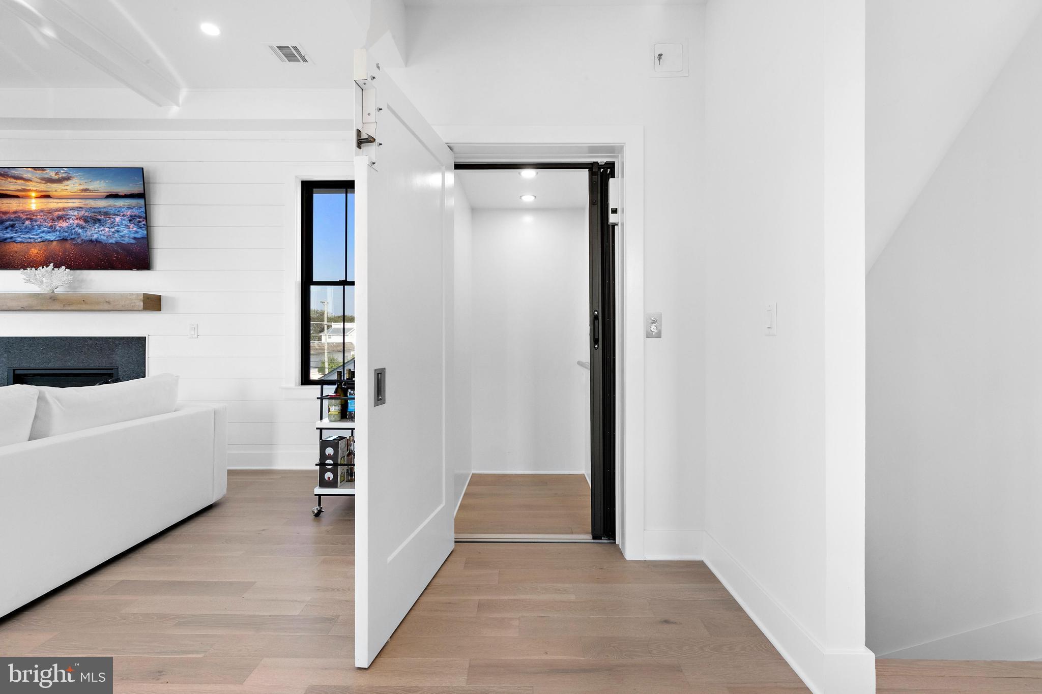 3 E 20TH STREET