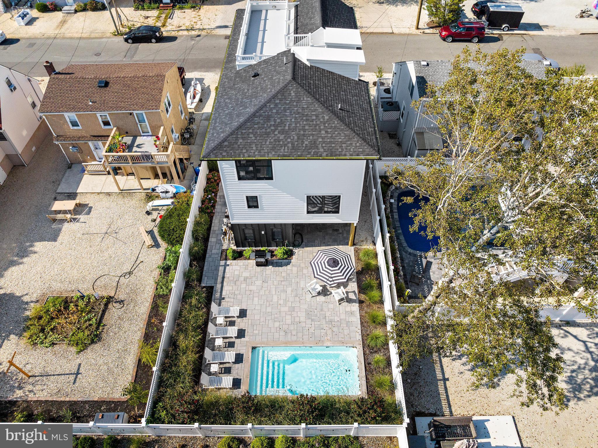 3 E 20TH STREET