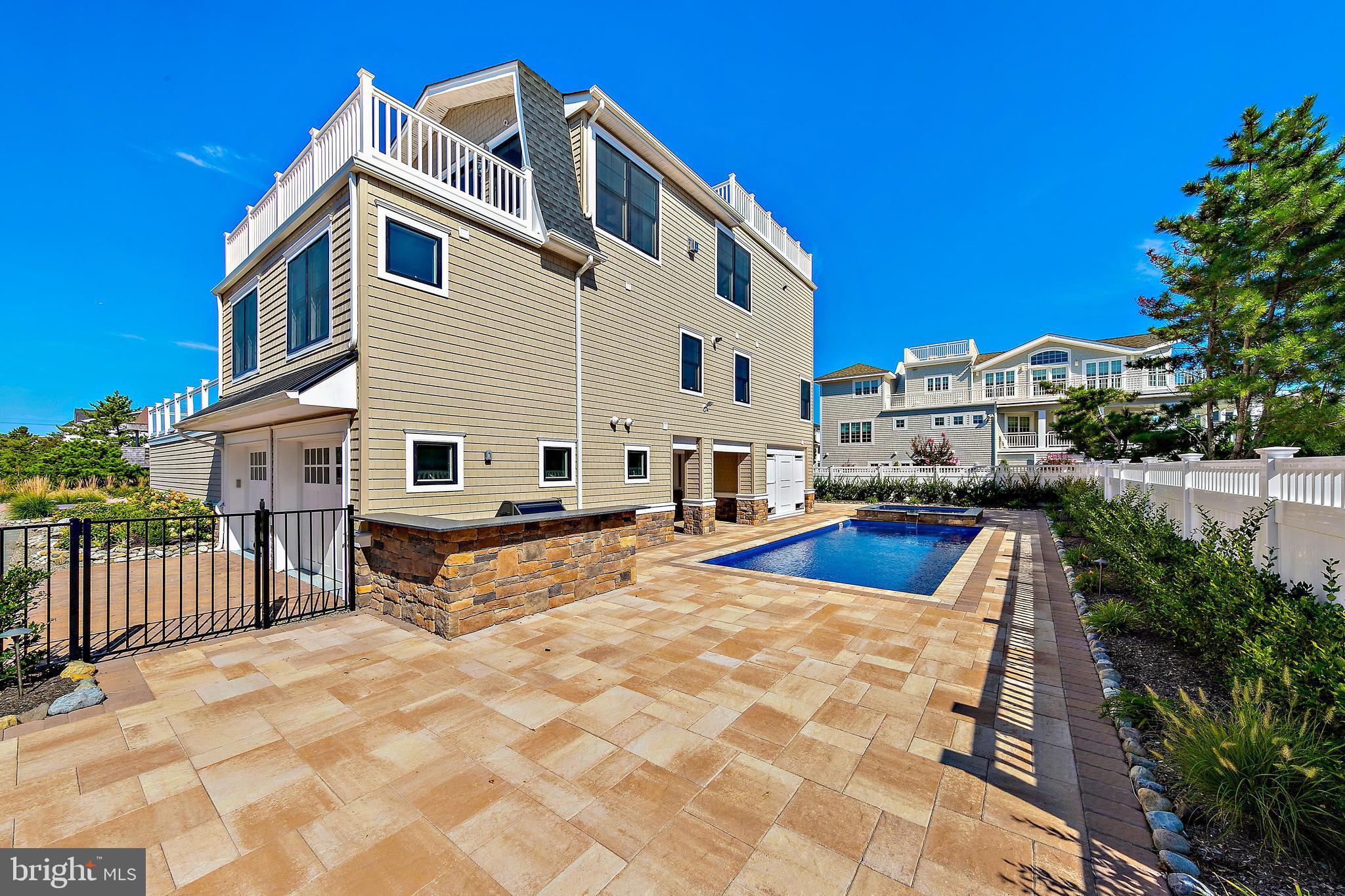 131-C LONG BEACH BOULEVARD