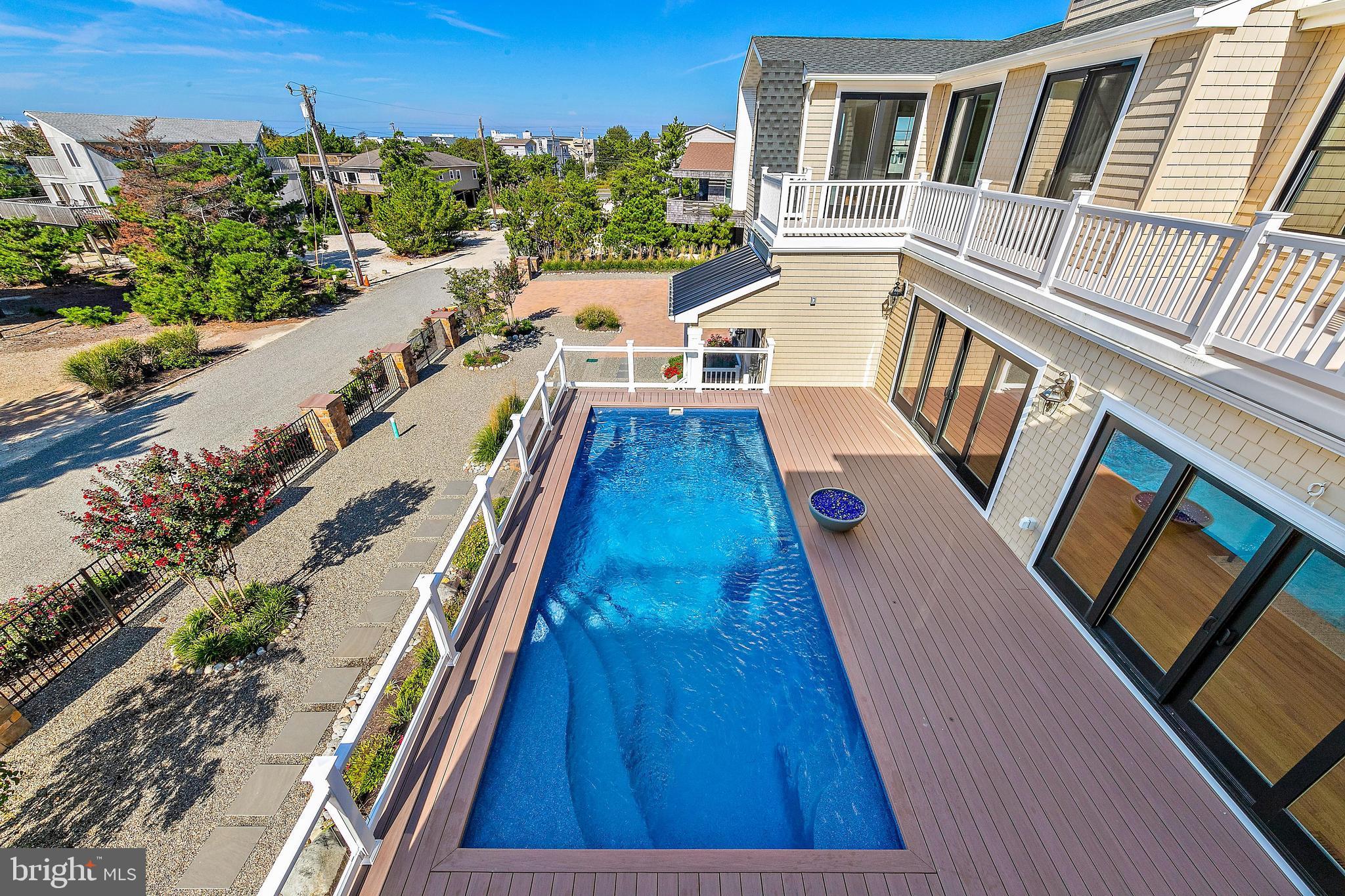 131-C LONG BEACH BOULEVARD